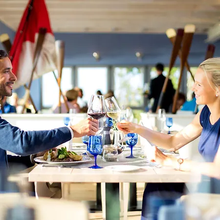 ホテル Markgrafenheide 3*