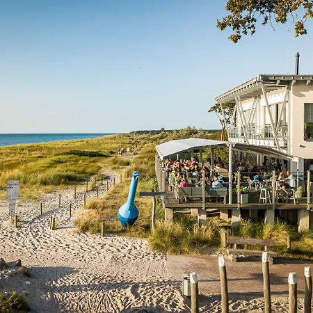 Hotel Markgrafenheide 3*