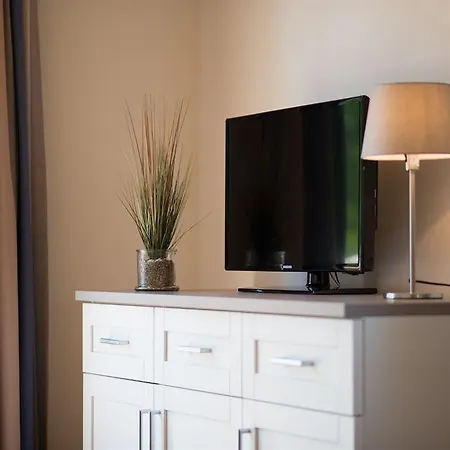 Hotel Markgrafenheide 3*